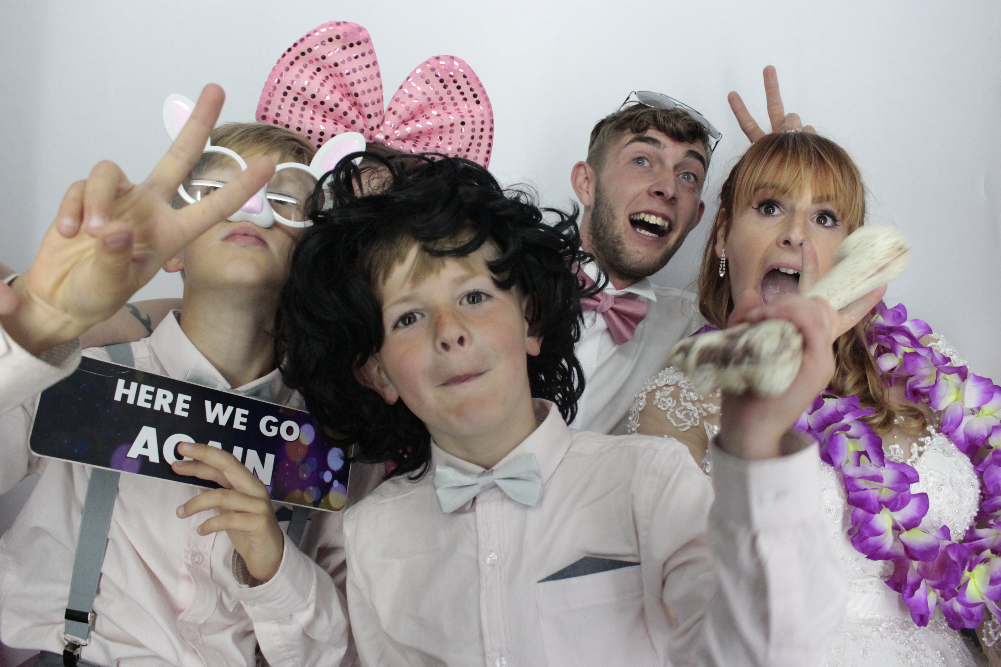 Sinead and Martyn's Wedding | View more photos from the event at gallery.myphotoboothexperience.co.uk/u/MyPhotoBoothExperienceLtd/Sinead-and-Martyns-Wedding